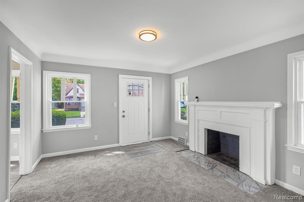 9930 WINTHROP Street, Detroit, MI 48227 — Photo 6