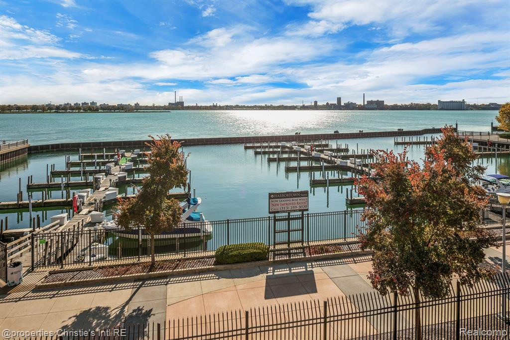 3320 Spinnaker Lane, 8E, Detroit, MI 48207 — Photo 22