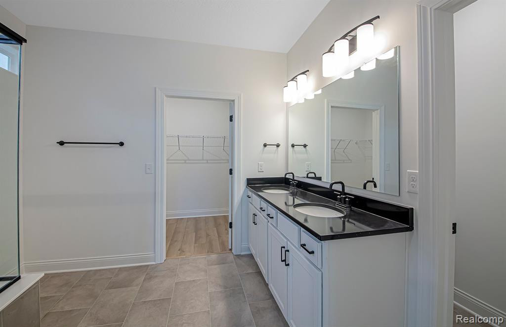 50682 Beckett Court, Macomb, MI 48042 — Photo 10