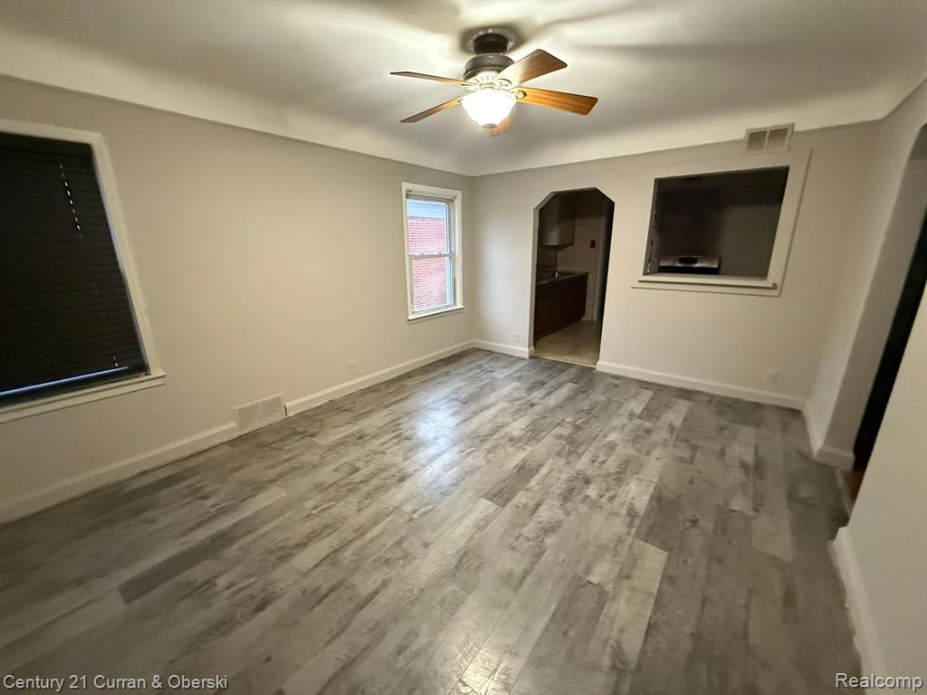 5938 KINMORE Street, Dearborn Heights, MI 48127 — Photo 2
