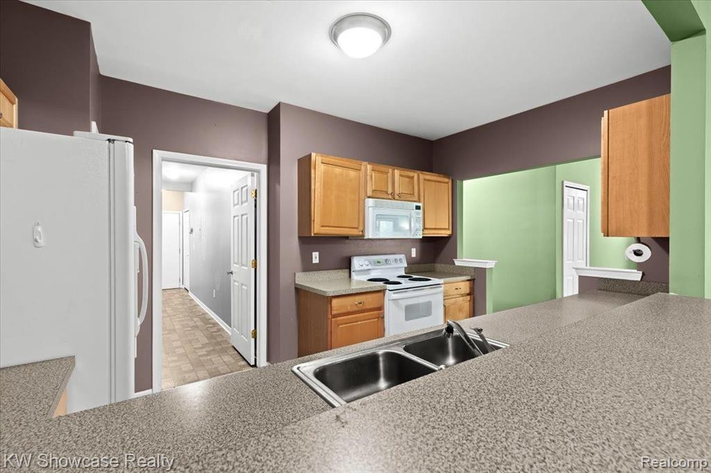 16869 CARRIAGE Way, Northville, MI 48168 — Photo 16