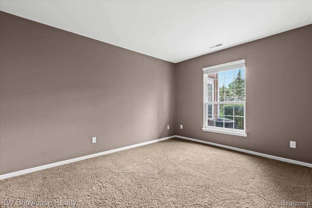 16869 CARRIAGE Way, Northville, MI 48168 — Photo 22