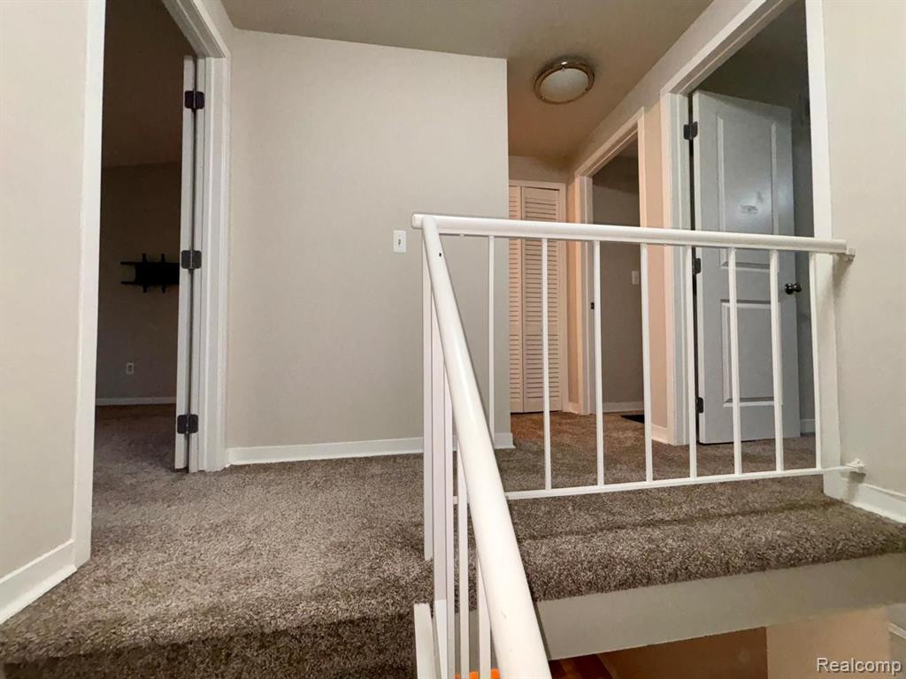 1571 BRENTWOOD Drive, Troy, MI 48098 — Photo 10