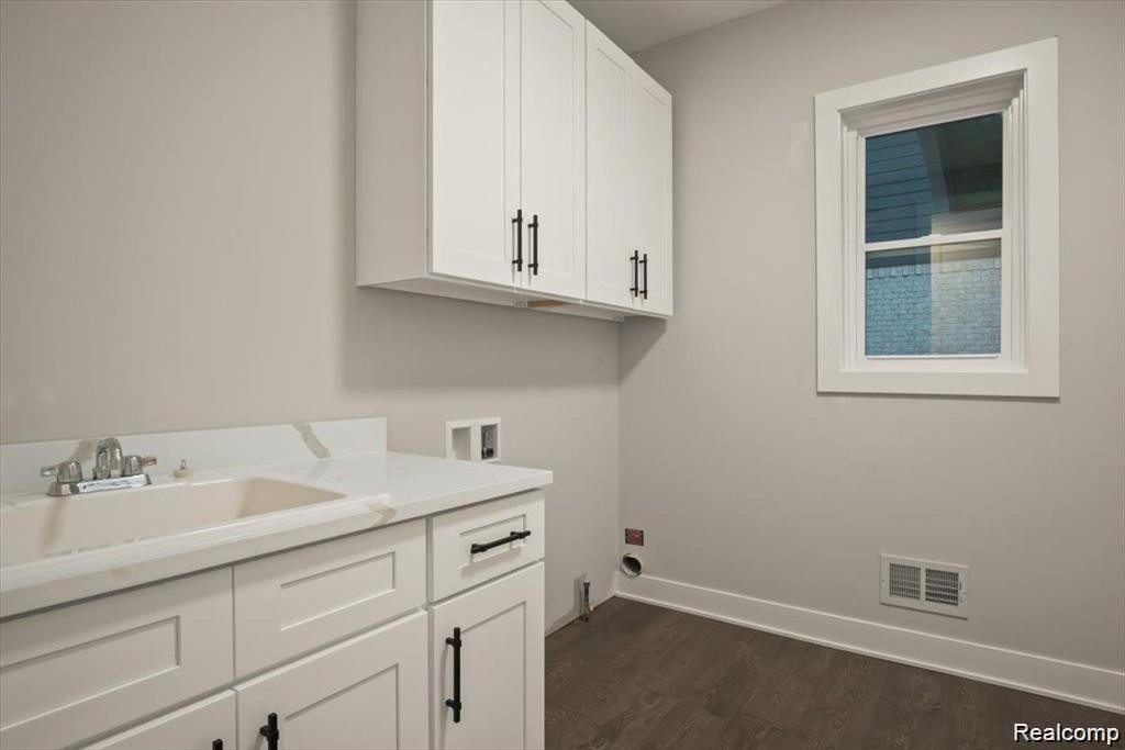 56056 BARNES, Macomb, MI 48042 — Photo 40