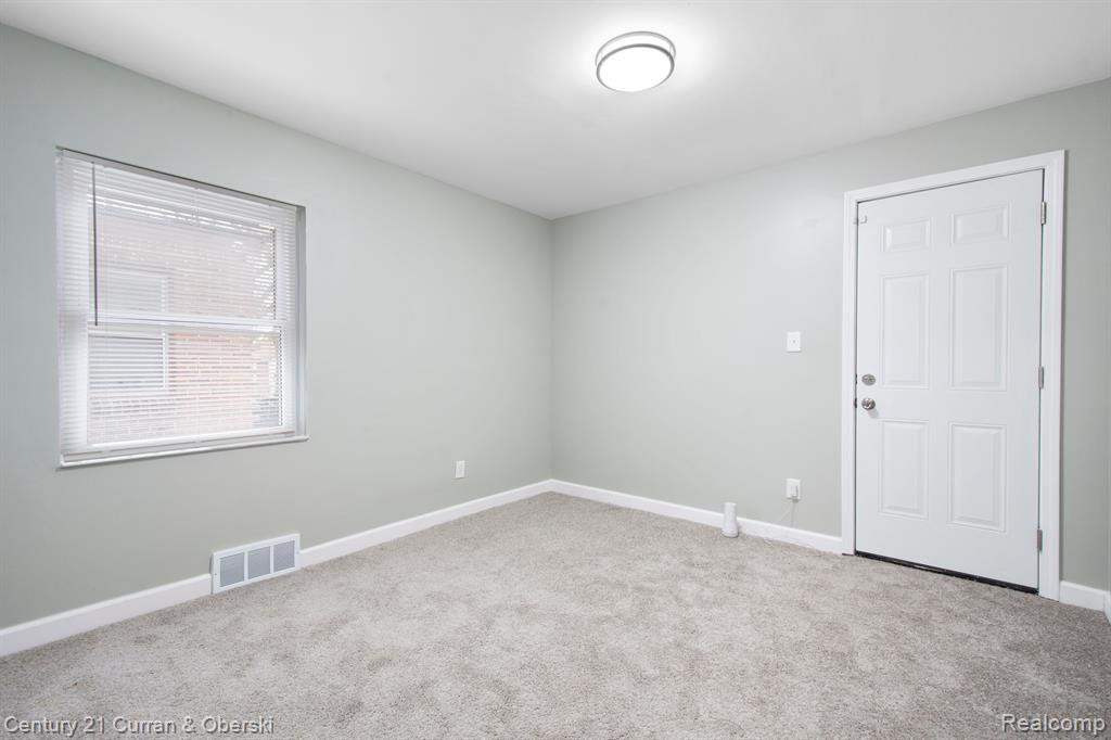 5557 THREE MILE Drive, Detroit, MI 48224 — Photo 13
