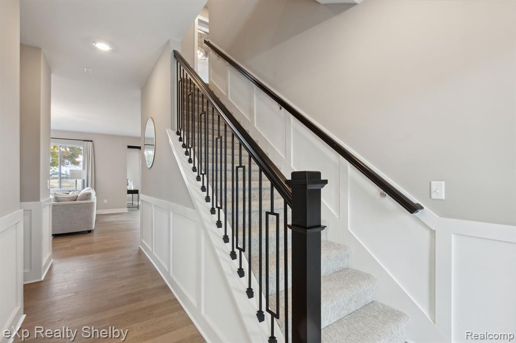 52841 WELLINGTON VALLEY Drive, Macomb, MI 48042 — Photo 4