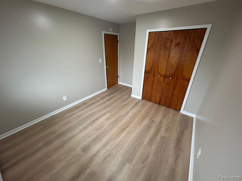 5270 VAN WINKLE Street, Brighton, MI 48116 — Photo 10
