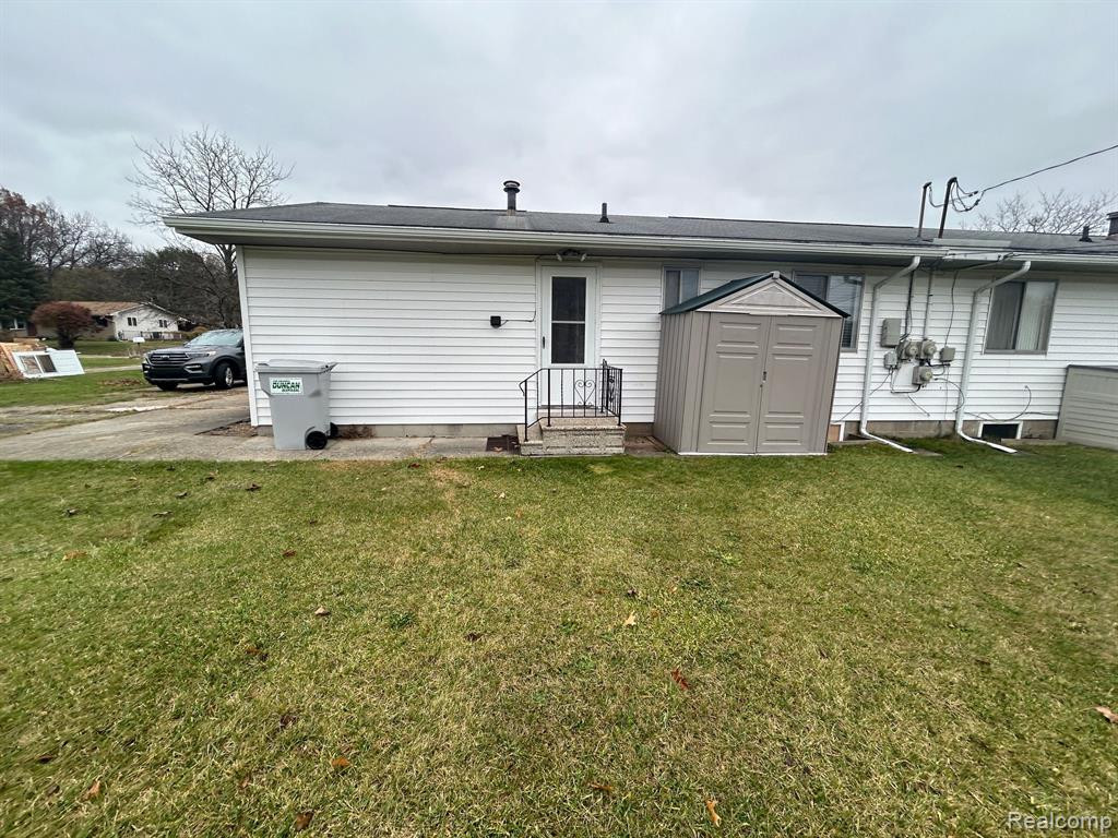 5270 VAN WINKLE Street, Brighton, MI 48116 — Photo 11