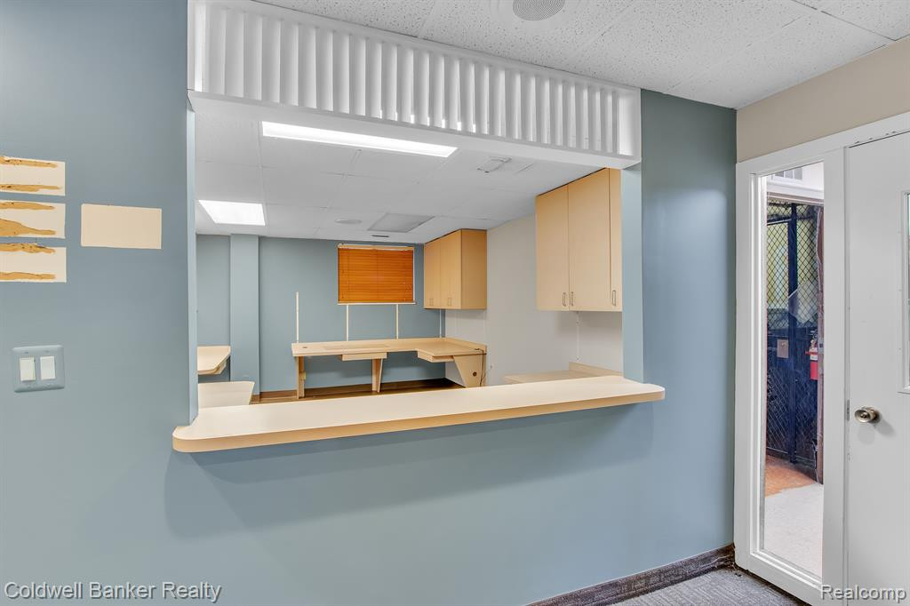 8130 CONSTITUTION Boulevard, Sterling Heights, MI 48313 — Photo 9