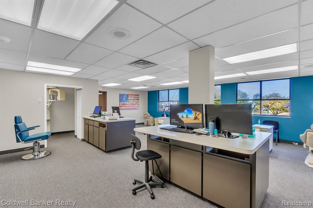 8130 CONSTITUTION Boulevard, Sterling Heights, MI 48313 — Photo 14