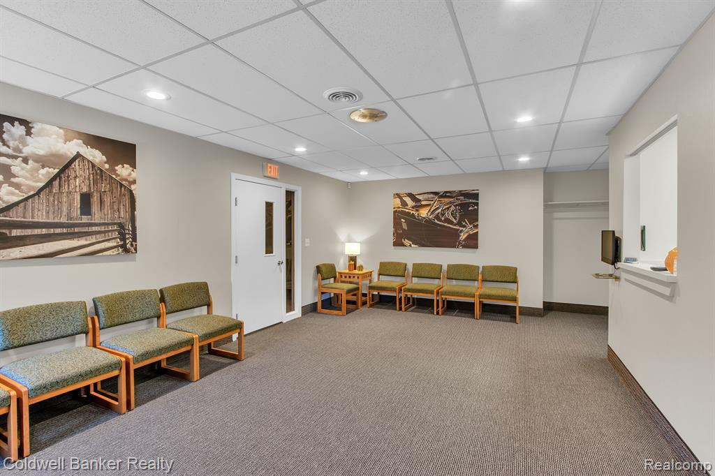 8130 CONSTITUTION Boulevard, Sterling Heights, MI 48313 — Photo 16