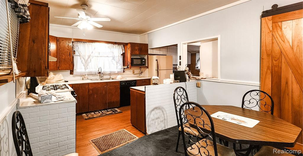 5795 HEMINGWAY LAKE Road, Otter Lake, MI 48464 — Photo 4
