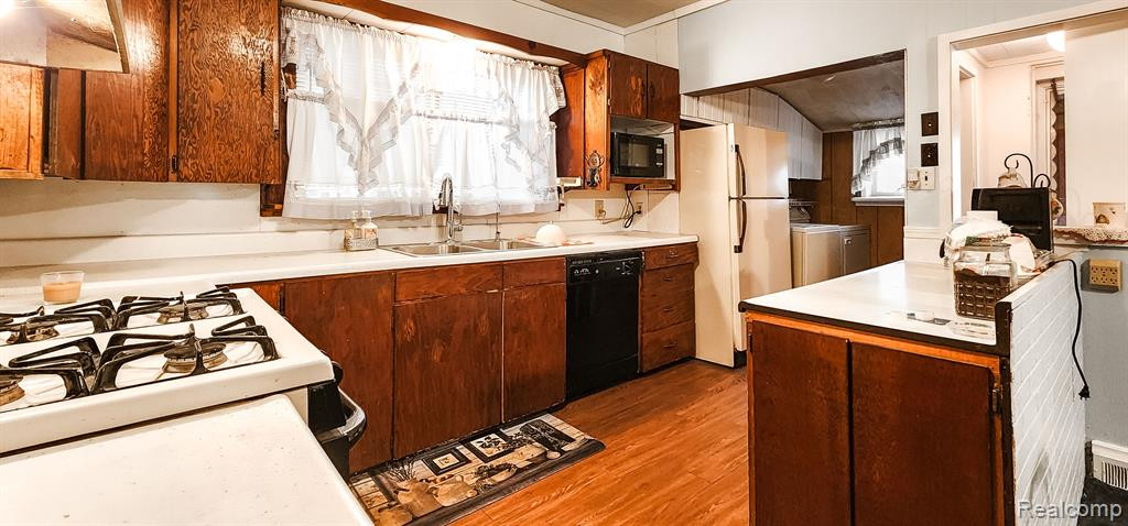 5795 HEMINGWAY LAKE Road, Otter Lake, MI 48464 — Photo 6