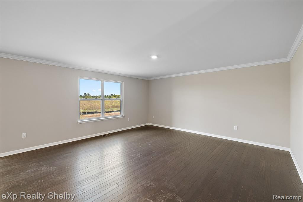 52585 WELLINGTON VALLEY Drive, Macomb, MI 48042 — Photo 12