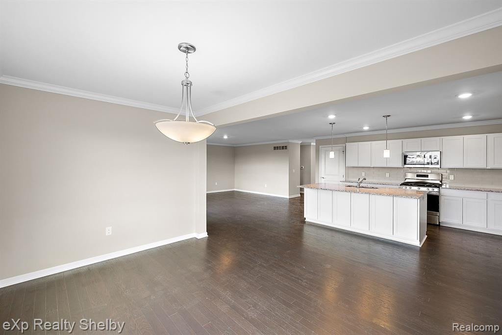 52585 WELLINGTON VALLEY Drive, Macomb, MI 48042 — Photo 22