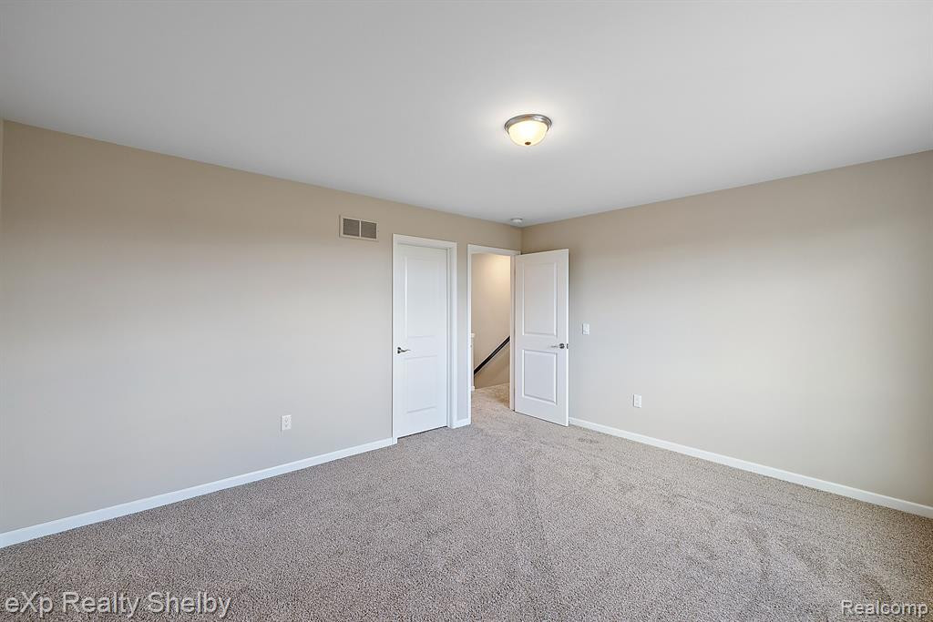 52585 WELLINGTON VALLEY Drive, Macomb, MI 48042 — Photo 40