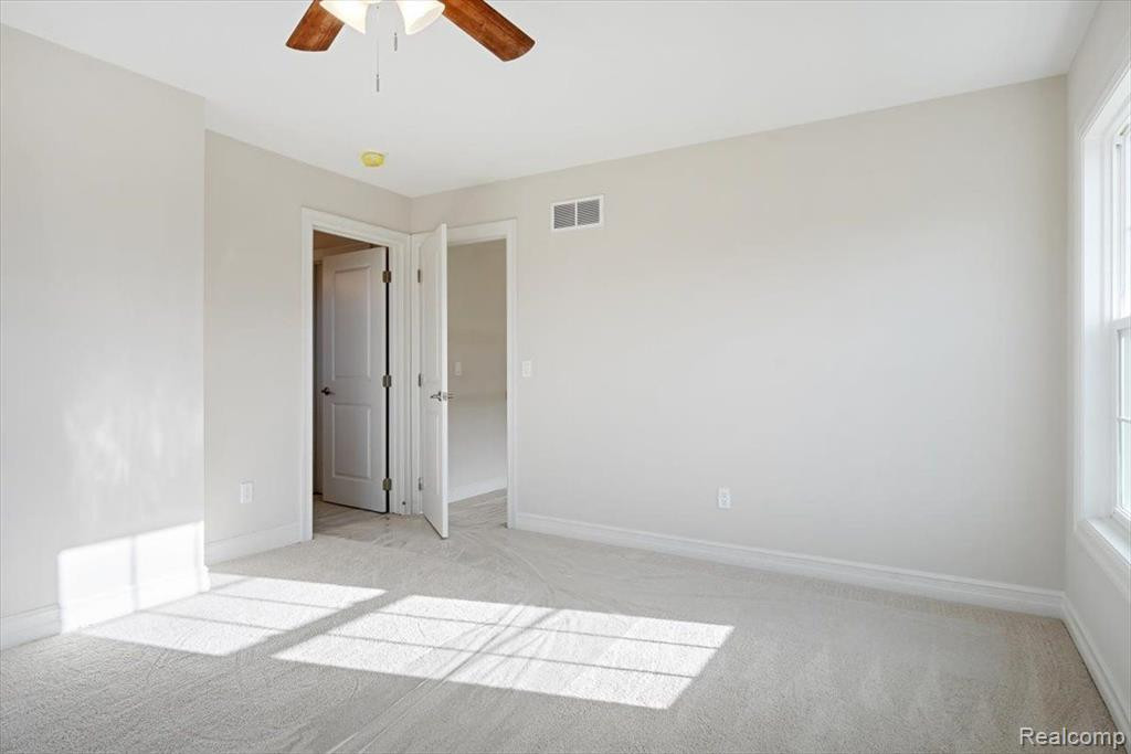 54614 BRENDA Drive, Macomb, MI 48042 — Photo 35
