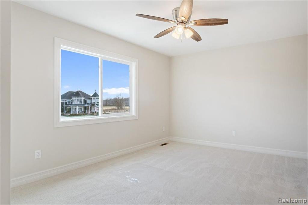 54614 BRENDA Drive, Macomb, MI 48042 — Photo 43