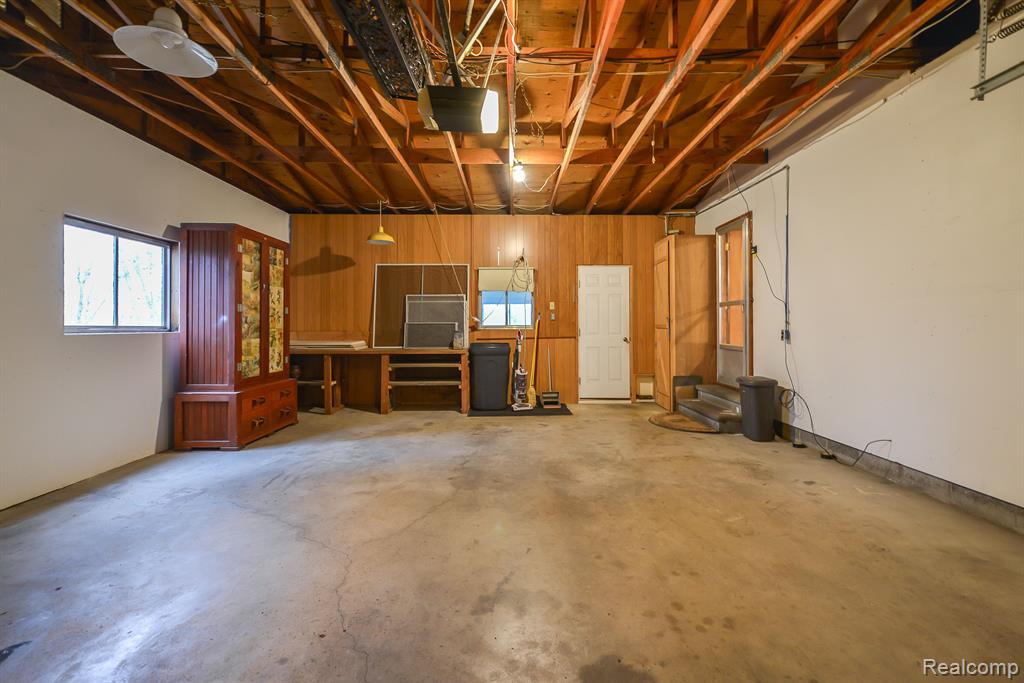 9777 DEXTER PINCKNEY Road, Pinckney, MI 48169 — Photo 15