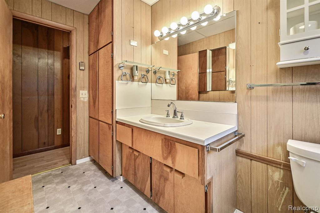 9777 DEXTER PINCKNEY Road, Pinckney, MI 48169 — Photo 22