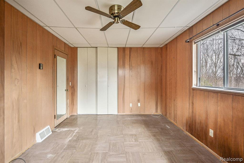 9777 DEXTER PINCKNEY Road, Pinckney, MI 48169 — Photo 25