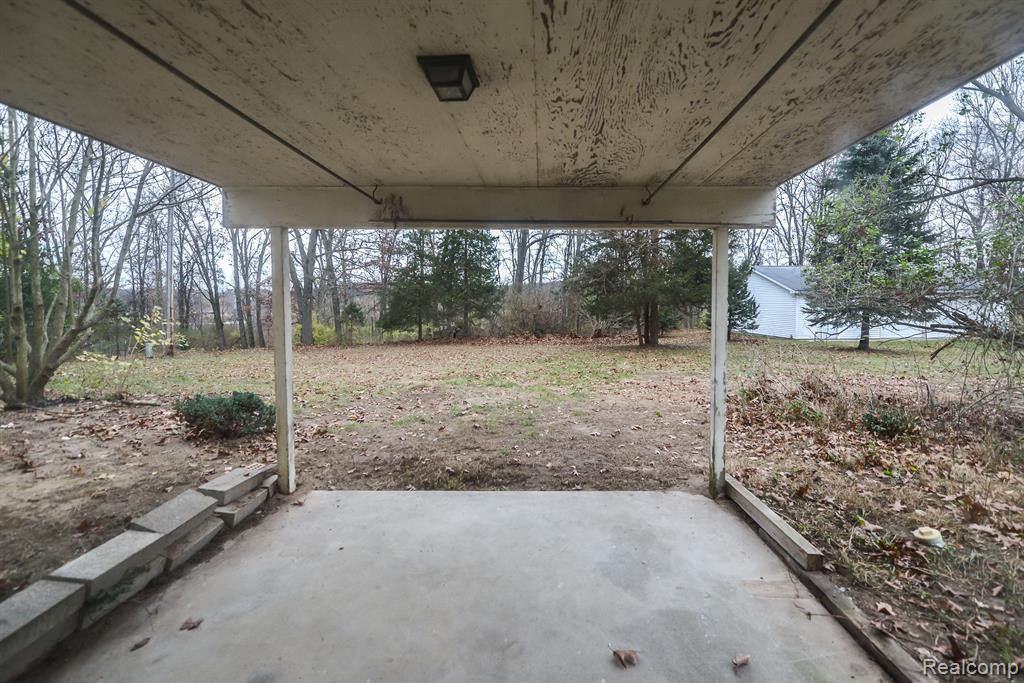 9777 DEXTER PINCKNEY Road, Pinckney, MI 48169 — Photo 35