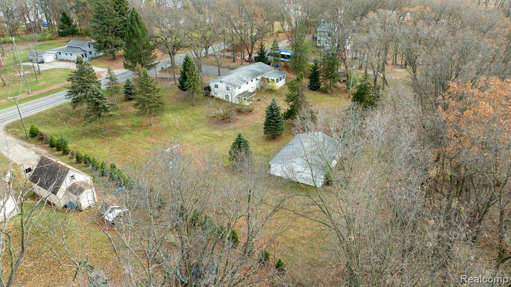9777 DEXTER PINCKNEY Road, Pinckney, MI 48169 — Photo 38