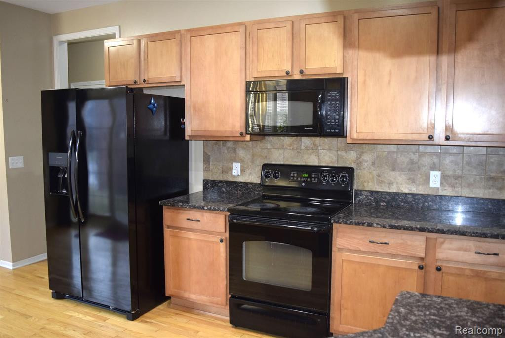 1980 PADDOCK Lane, Canton, MI 48188 — Photo 21