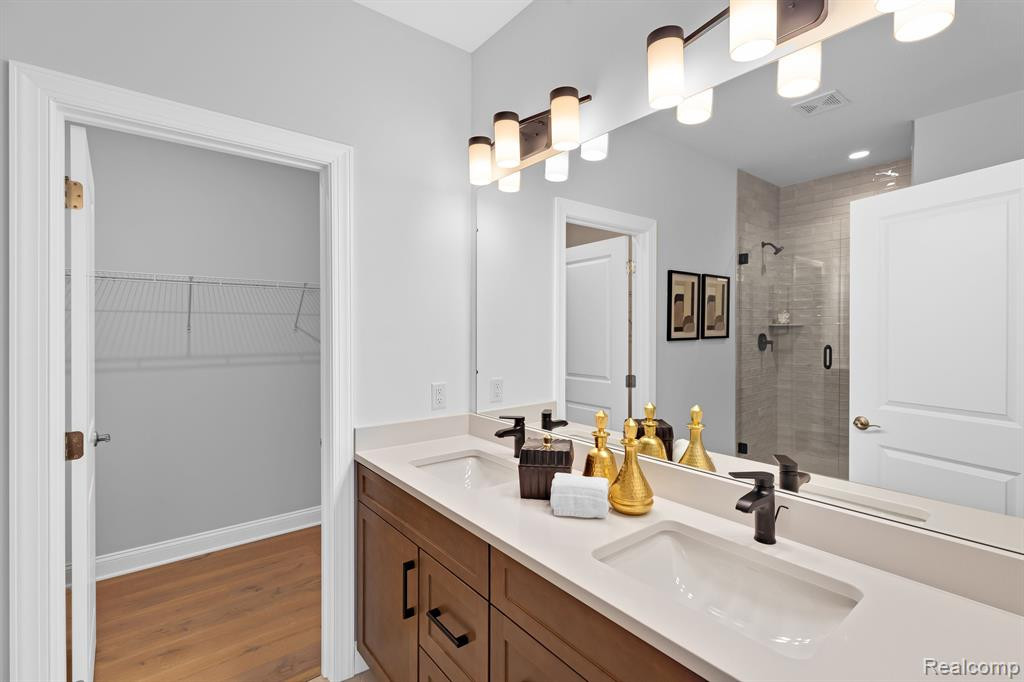 3275 HAYSTER Drive, Ann Arbor, MI 48105 — Photo 9