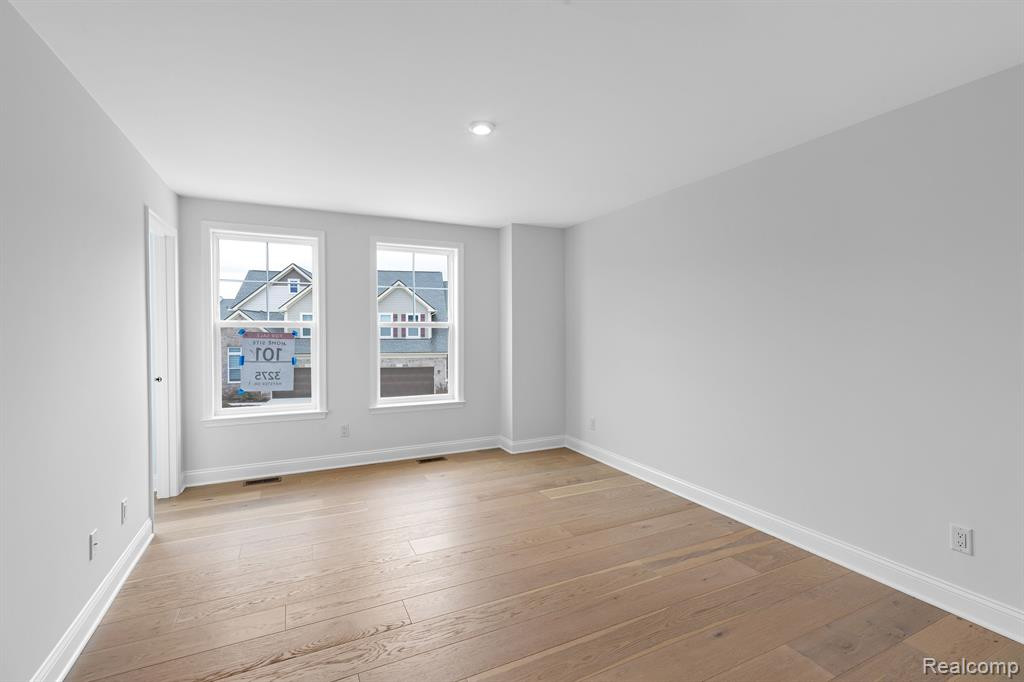 3275 HAYSTER Drive, Ann Arbor, MI 48105 — Photo 10