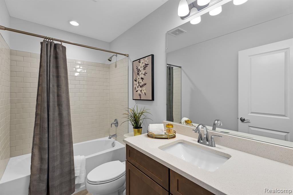 3275 HAYSTER Drive, Ann Arbor, MI 48105 — Photo 13