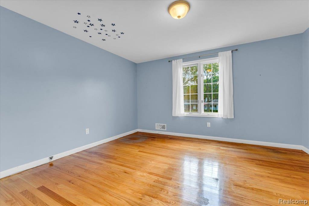 4316 PINE TREE Trail, Bloomfield Hills, MI 48302 — Photo 22