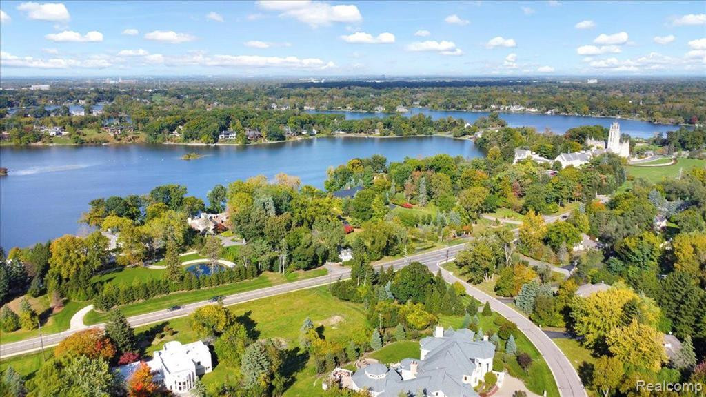 4316 PINE TREE Trail, Bloomfield Hills, MI 48302 — Photo 44