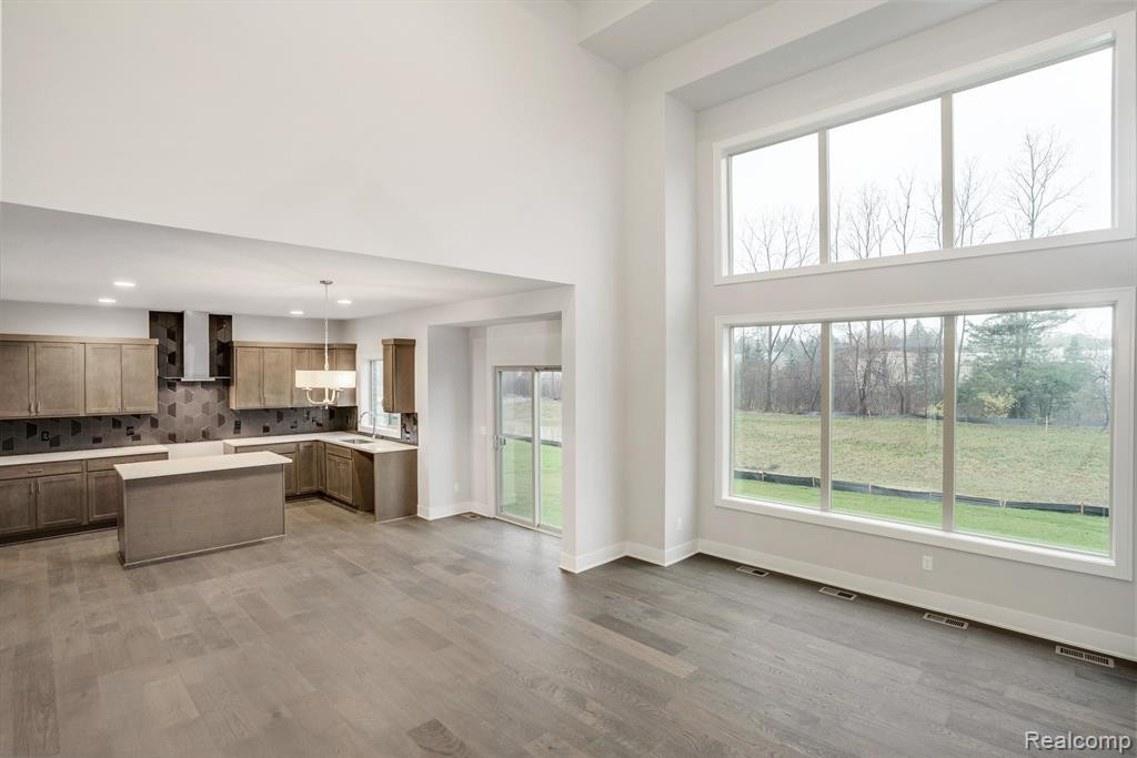 4931 Adler Court, Troy, MI 48085 — Photo 23