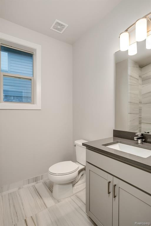 4931 Adler Court, Troy, MI 48085 — Photo 32