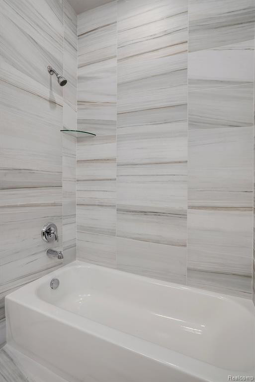 4931 Adler Court, Troy, MI 48085 — Photo 34