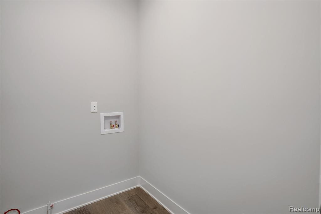4931 Adler Court, Troy, MI 48085 — Photo 35