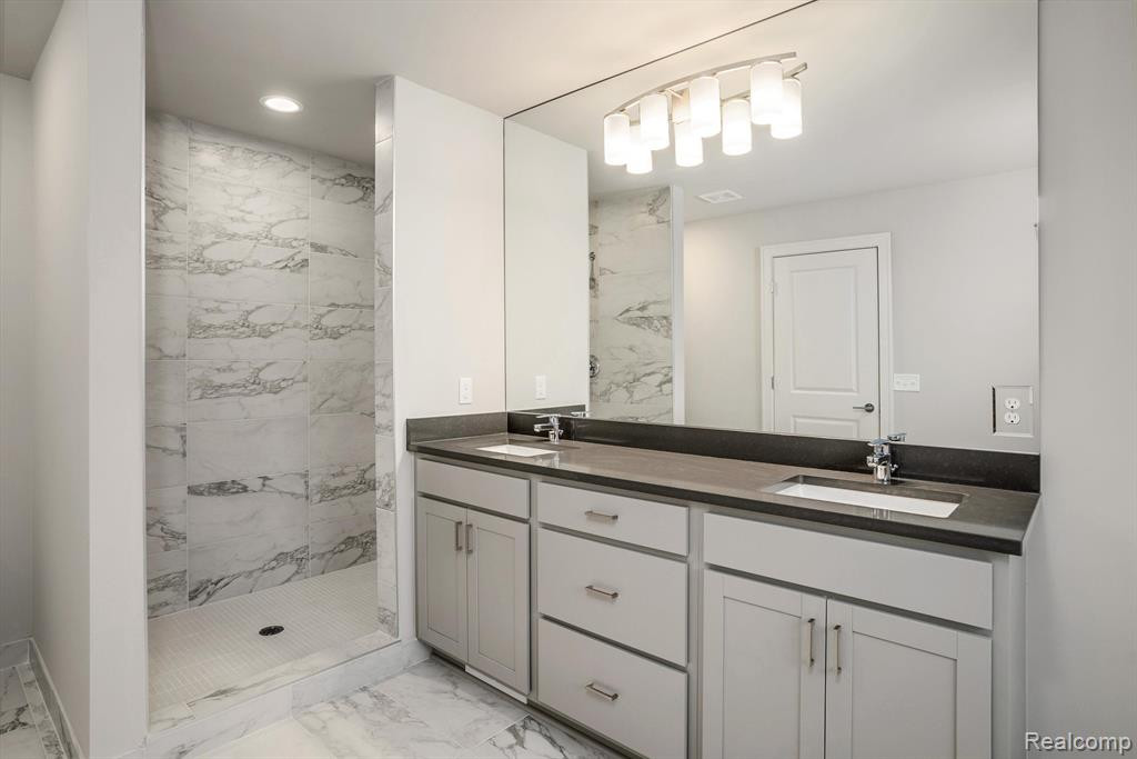 4931 Adler Court, Troy, MI 48085 — Photo 42