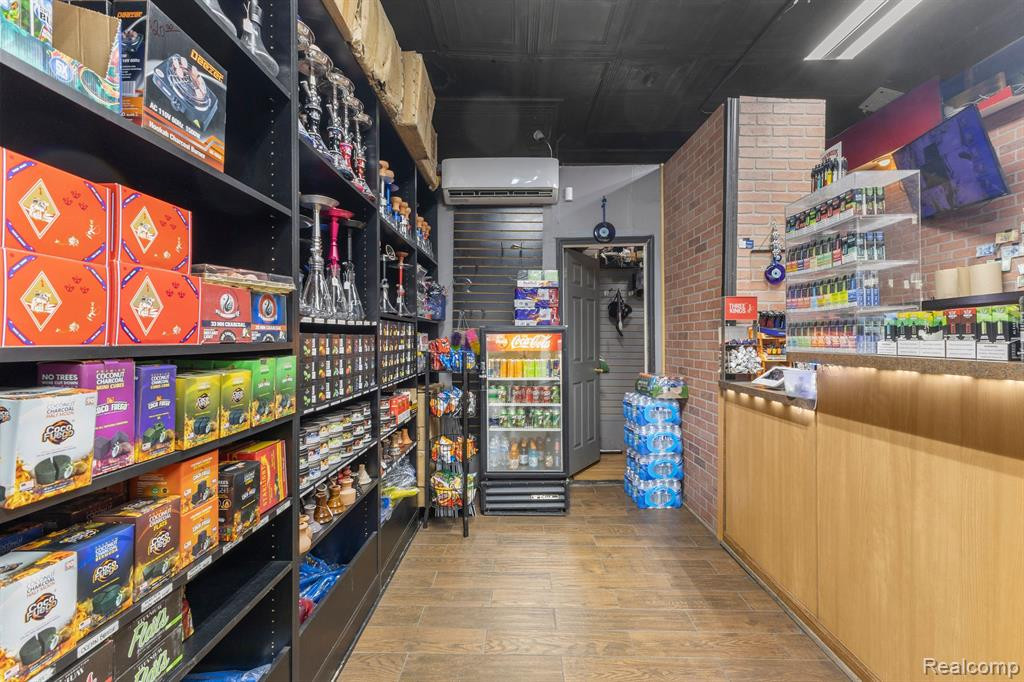 7219 Maple Street, Dearborn, MI 48126 — Photo 4