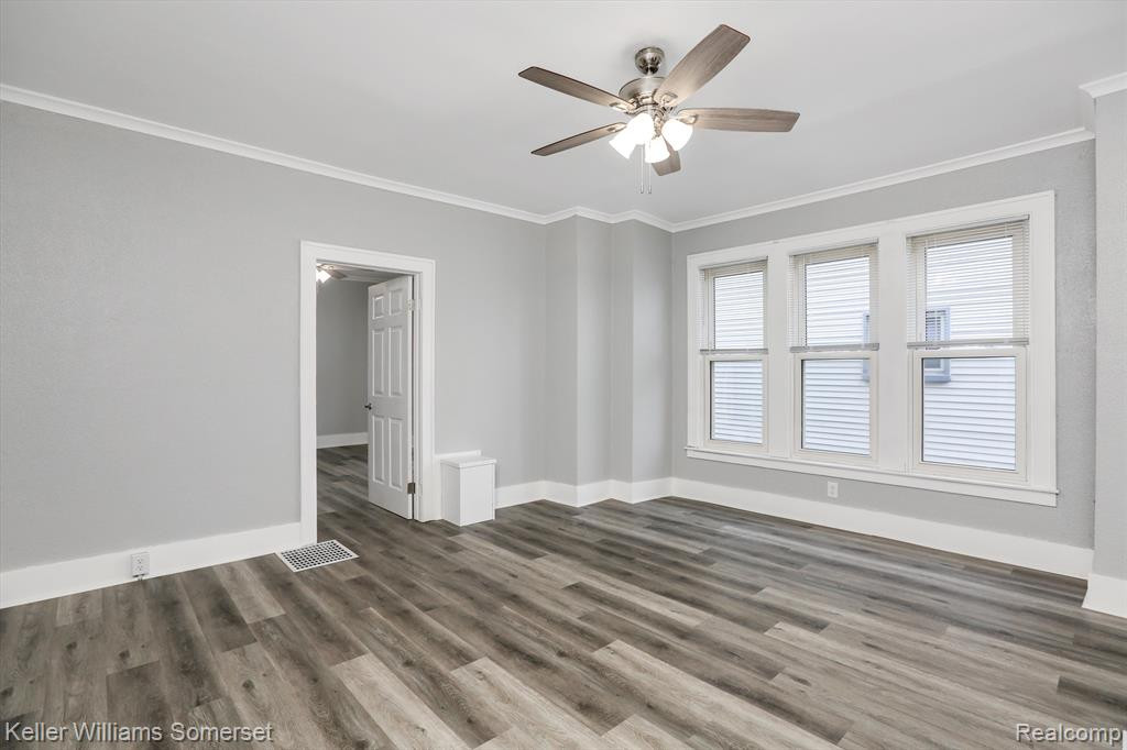 404 WALNUT #1 Street, Wyandotte, MI 48192 — Photo 7