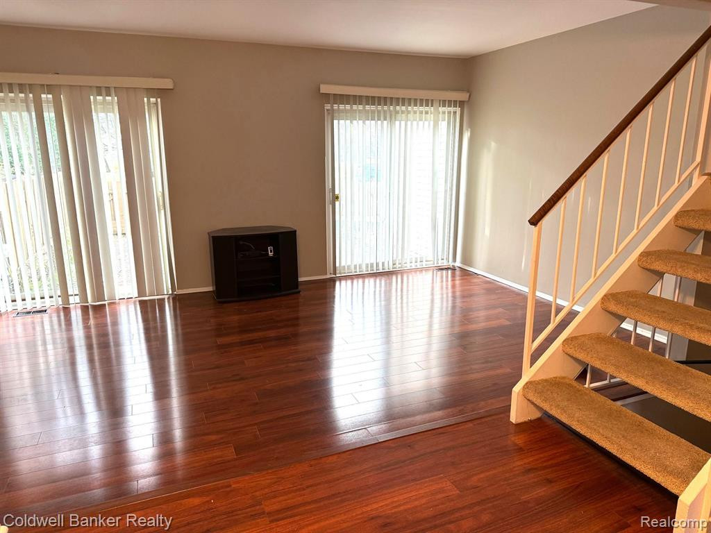 5081 BUCKINGHAM, Troy, MI 48098 — Photo 5