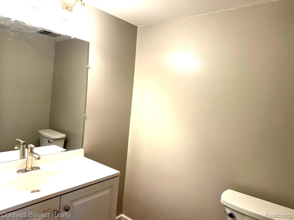 5081 BUCKINGHAM, Troy, MI 48098 — Photo 15