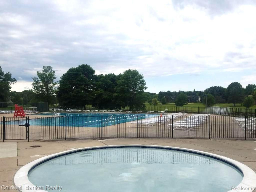 5081 BUCKINGHAM, Troy, MI 48098 — Photo 19