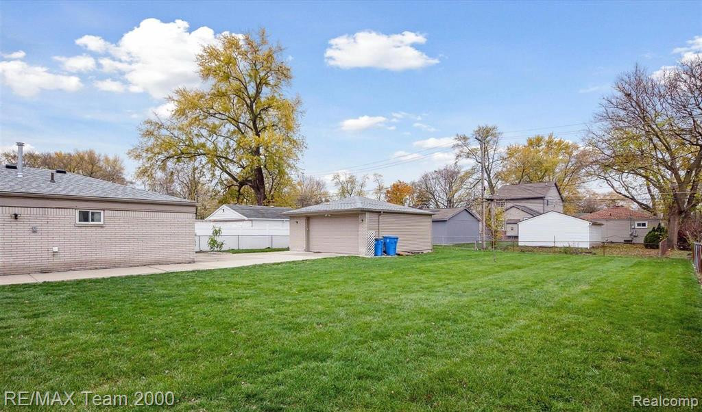 4942 HARDING Street, Dearborn Heights, MI 48125 — Photo 16