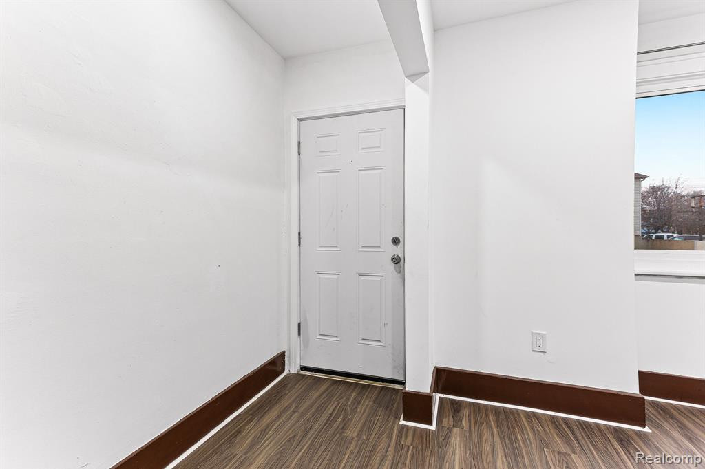 1732 LAWNDALE Street, Detroit, MI 48209 — Photo 2