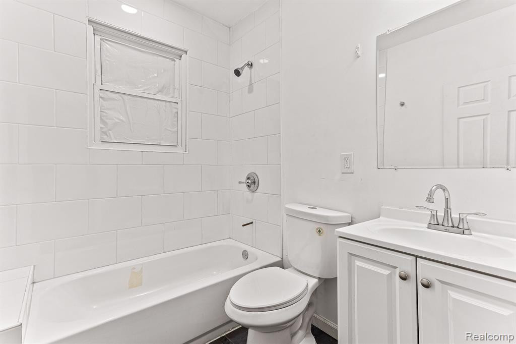 1732 LAWNDALE Street, Detroit, MI 48209 — Photo 9