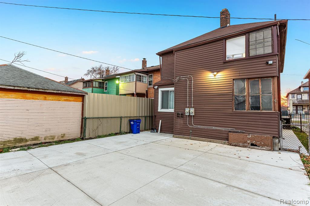 1732 LAWNDALE Street, Detroit, MI 48209 — Photo 25