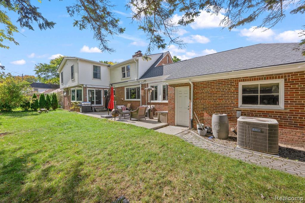 601 S LAFAYETTE Street, Dearborn, MI 48124 — Photo 6