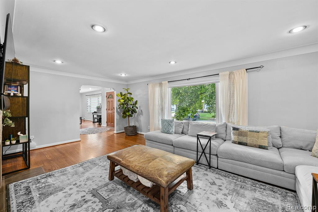 601 S LAFAYETTE Street, Dearborn, MI 48124 — Photo 14