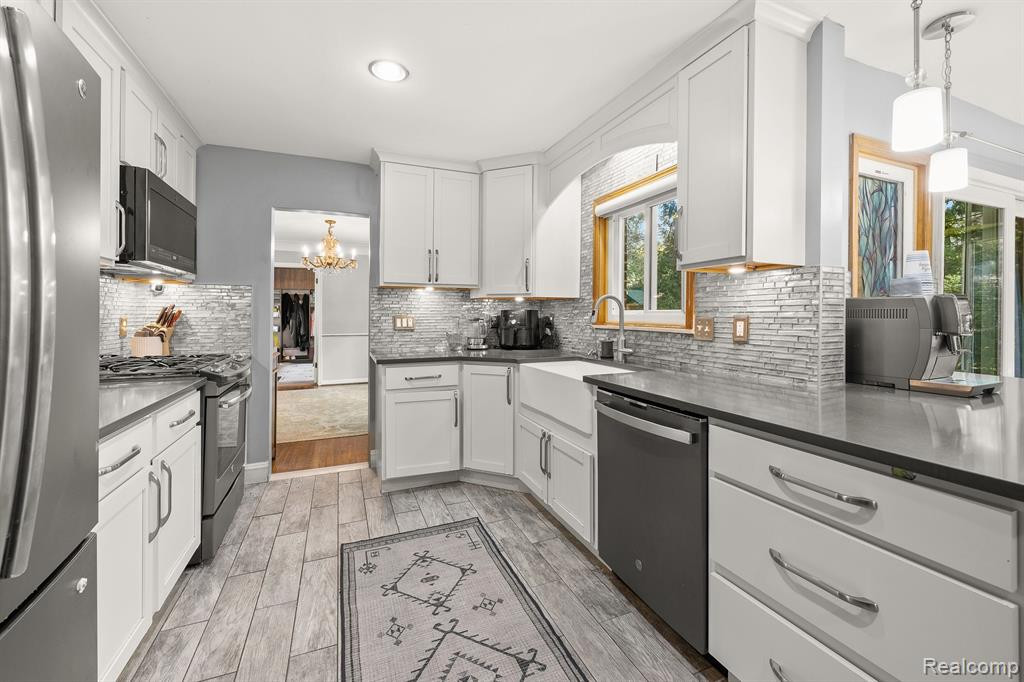 601 S LAFAYETTE Street, Dearborn, MI 48124 — Photo 24